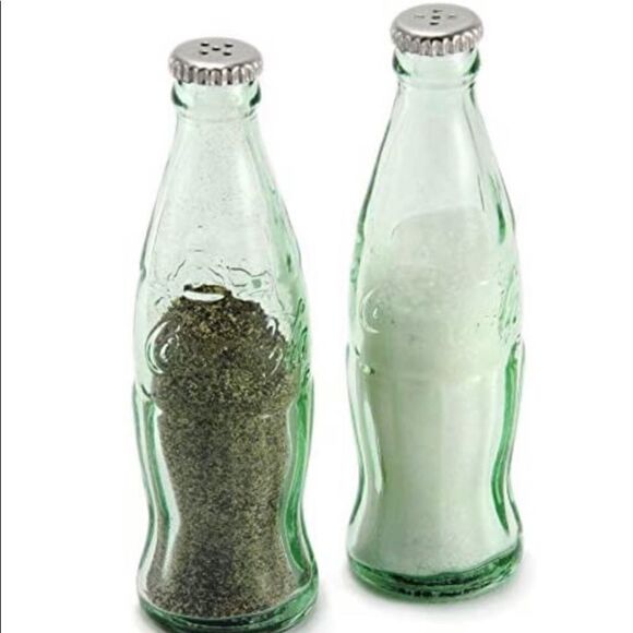 Coca Cola mini Bottle Salt & Pepper shaker set - Picture 1 of 1